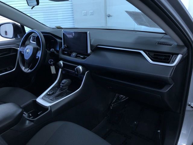 Certified 2025 Toyota RAV4 LE AWD/4WD image 23