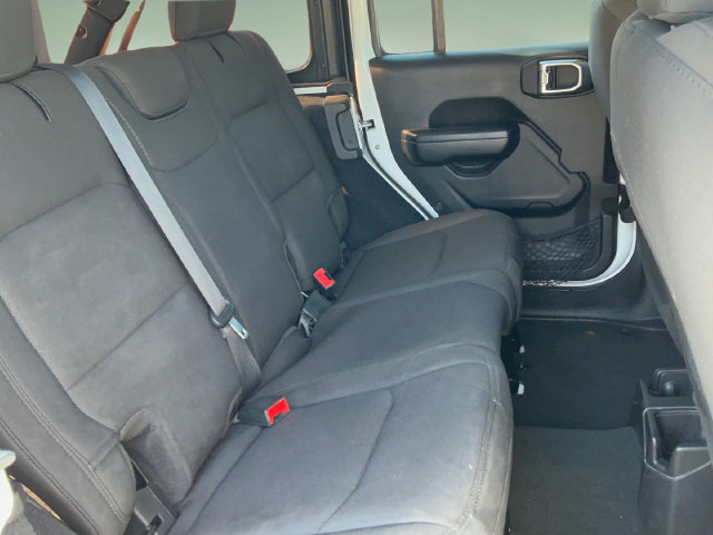 Used 2023 Jeep Wrangler Unlimited Sport AWD/4WD image 15