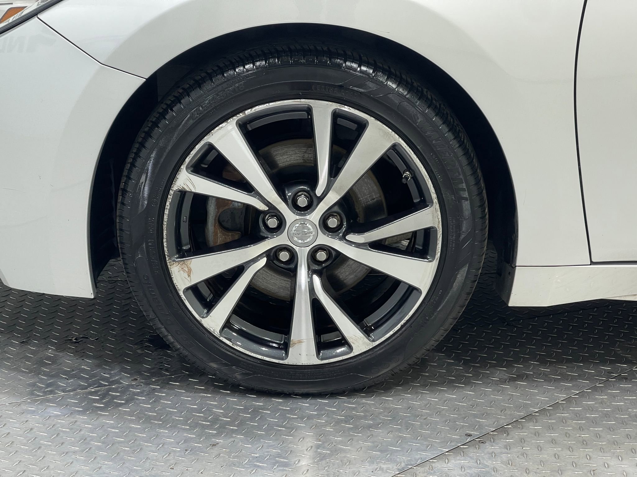 Used 2017 Nissan Maxima 3.5 SV image 34