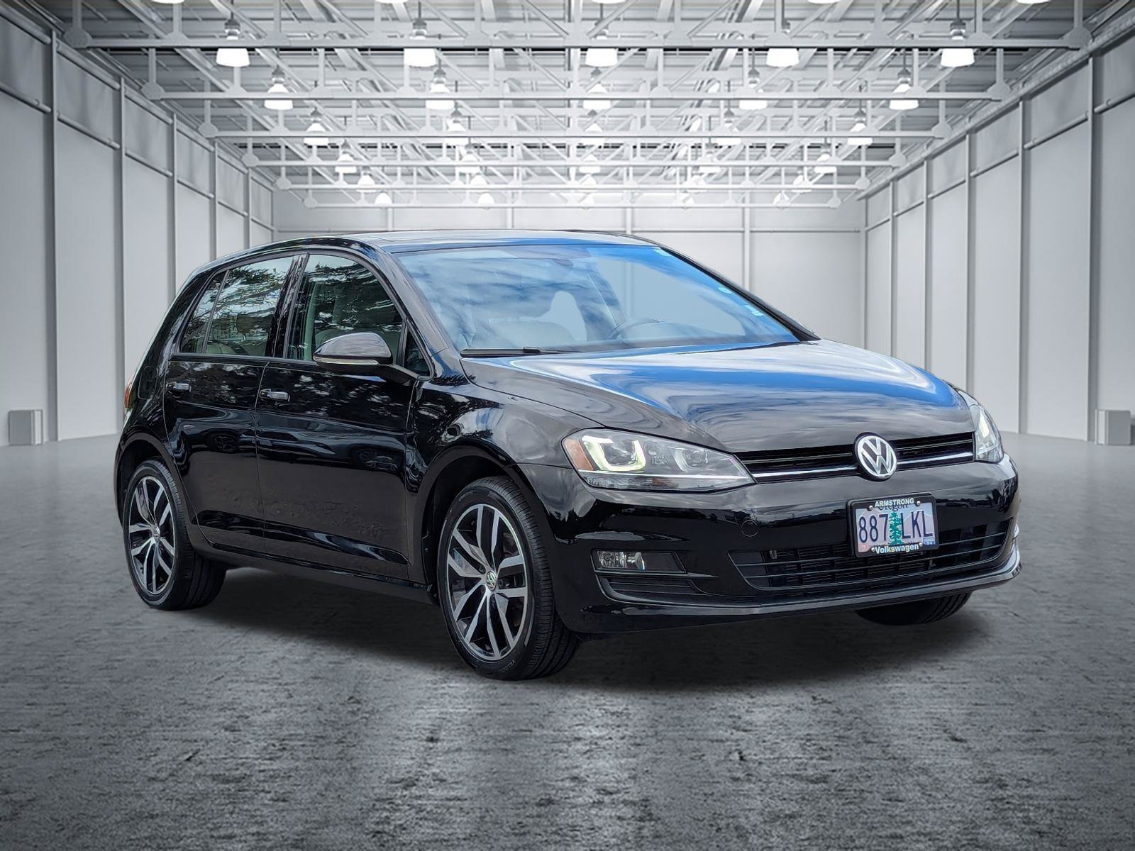 Used 2016 Volkswagen Golf SE w/ Lighting Package FWD image 7
