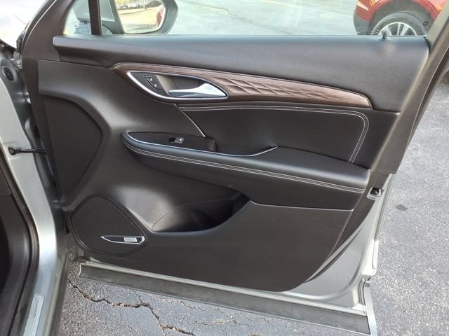 Used 2023 Buick Envision Avenir AWD/4WD image 26