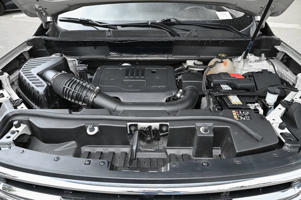 Used 2022 GMC Acadia SLE FWD image 14