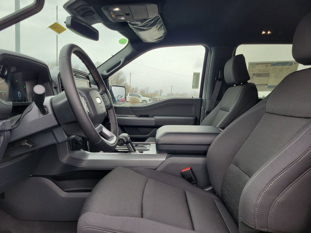 New 2026 Ford F150 XLT w/ Equipment Group 302A MID AWD/4WD image 18