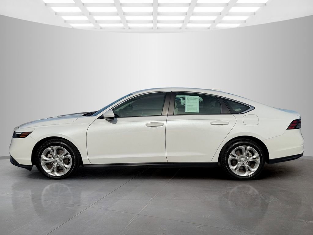Used 2023 Honda Accord LX image 3