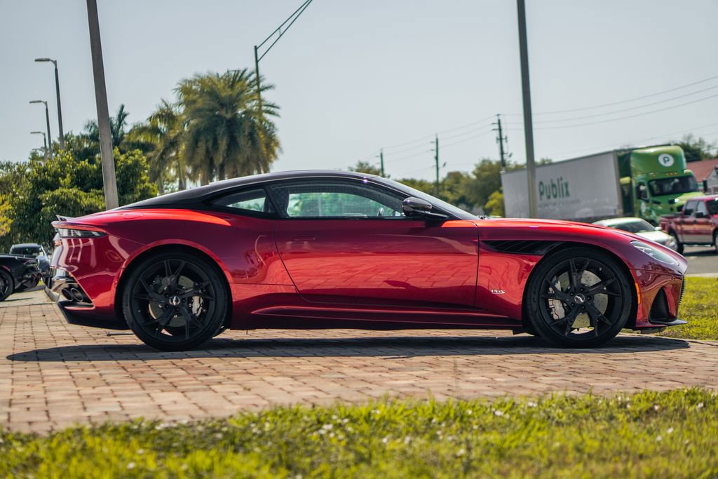 Used 2019 Aston Martin DBS Superleggera image 6