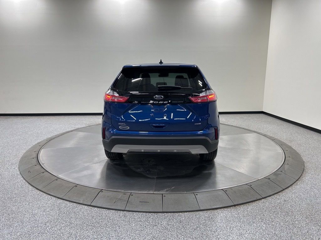 Certified 2024 Ford Edge SEL w/ Convenience Package AWD/4WD image 6