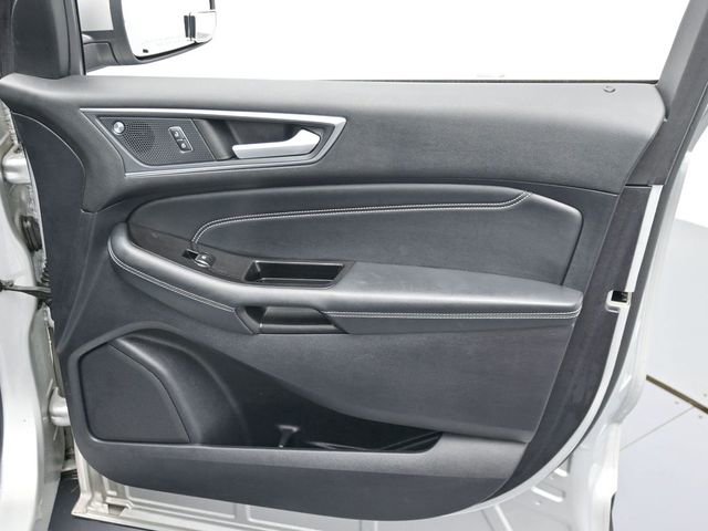 Certified 2019 Ford Edge Titanium image 29