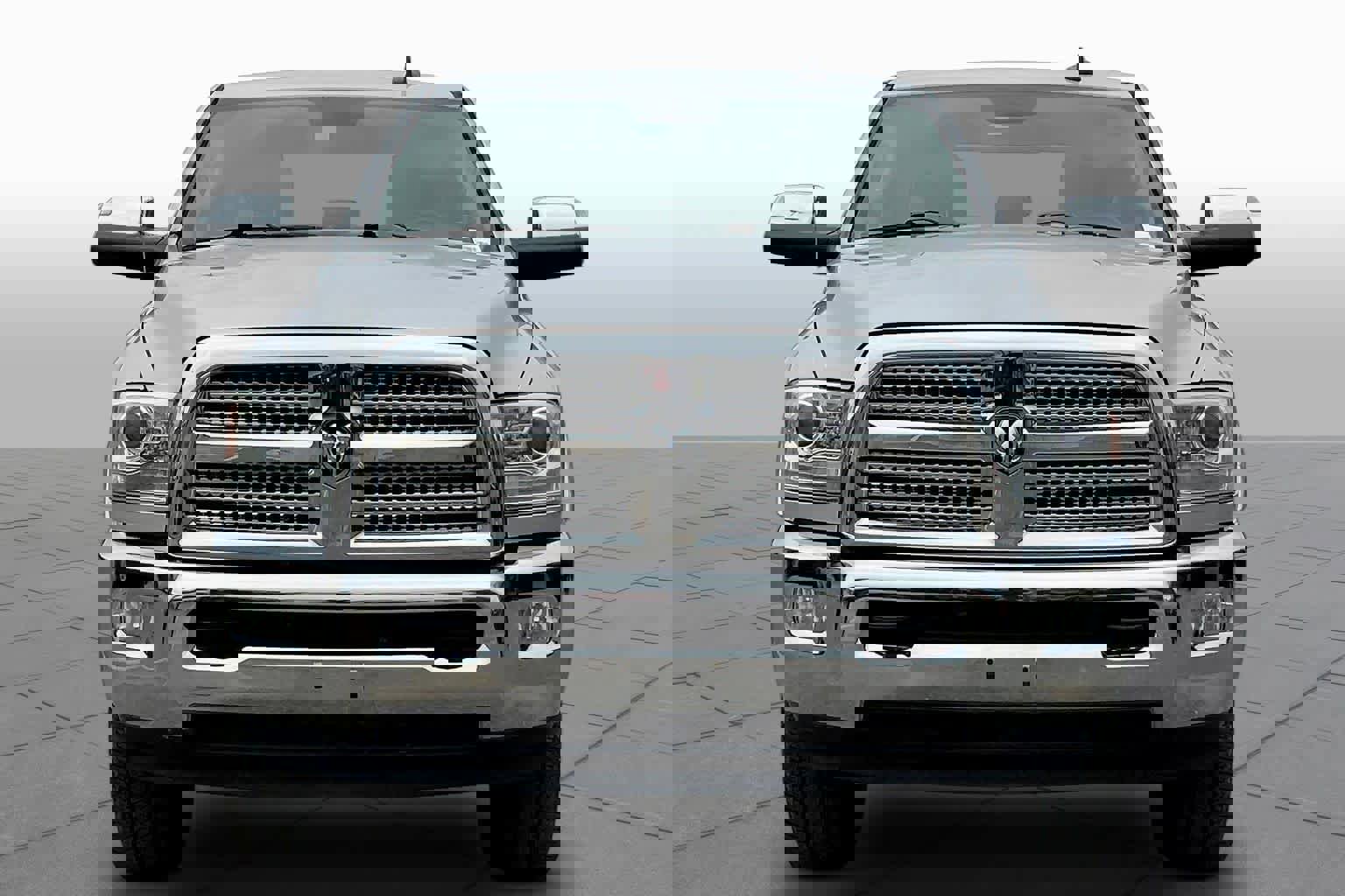 Used 2014 RAM 2500 Laramie w/ Protection Group image 4