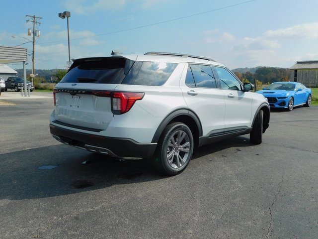 New 2026 Ford Explorer Active w/ Active Comfort Package image 9