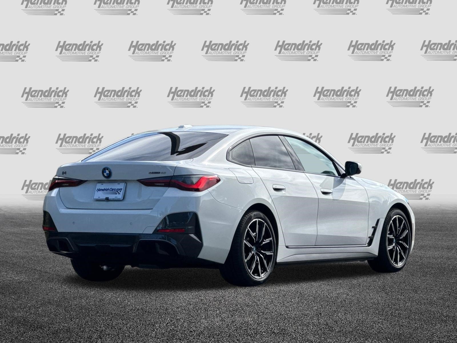Used 2023 BMW i4 eDrive40 w/ M Sport Package RWD image 5
