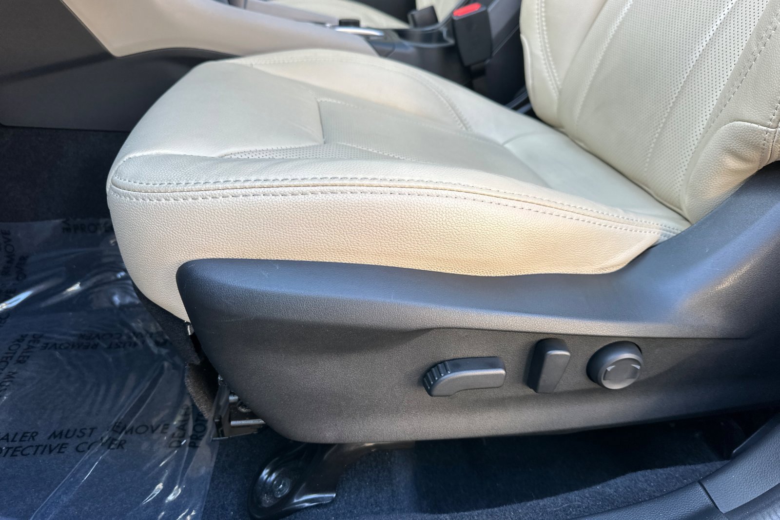 Used 2022 Subaru Forester Premium image 13