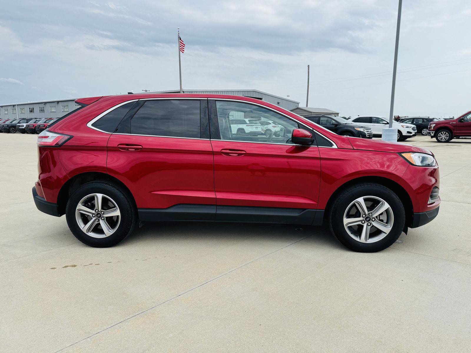 Used 2024 Ford Edge SEL w/ Convenience Package AWD/4WD image 40