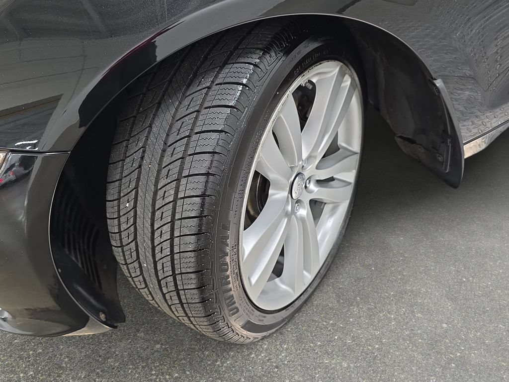 Used 2014 Jaguar XJ L Portfolio RWD image 30