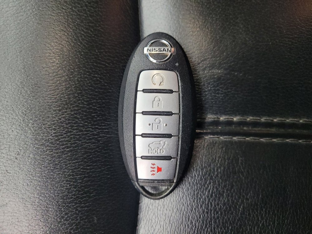 Used 2019 Nissan Pathfinder SL image 32