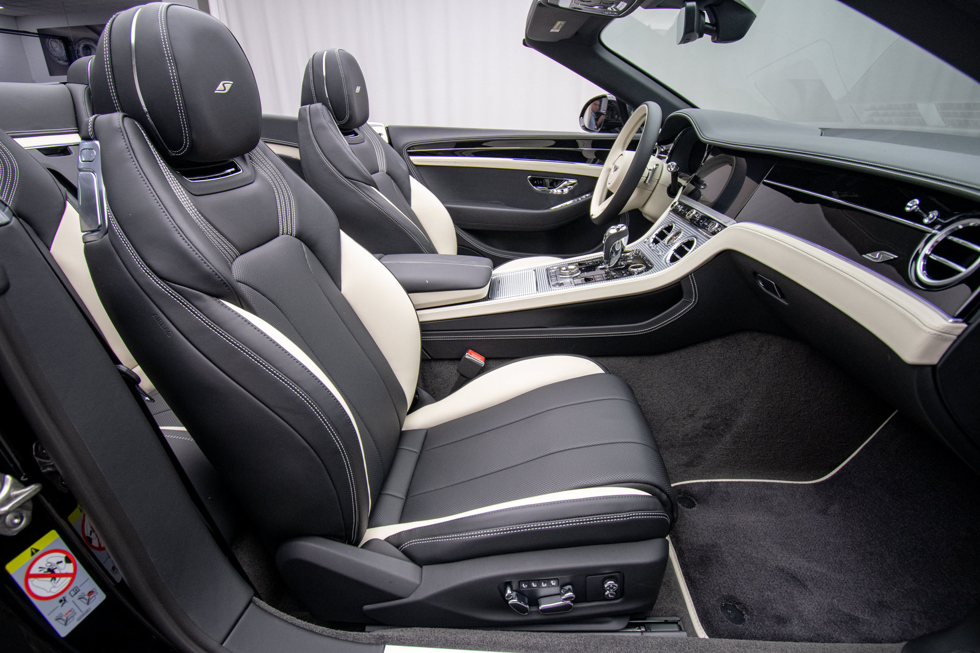 New 2026 Bentley Continental GT S AWD/4WD image 22