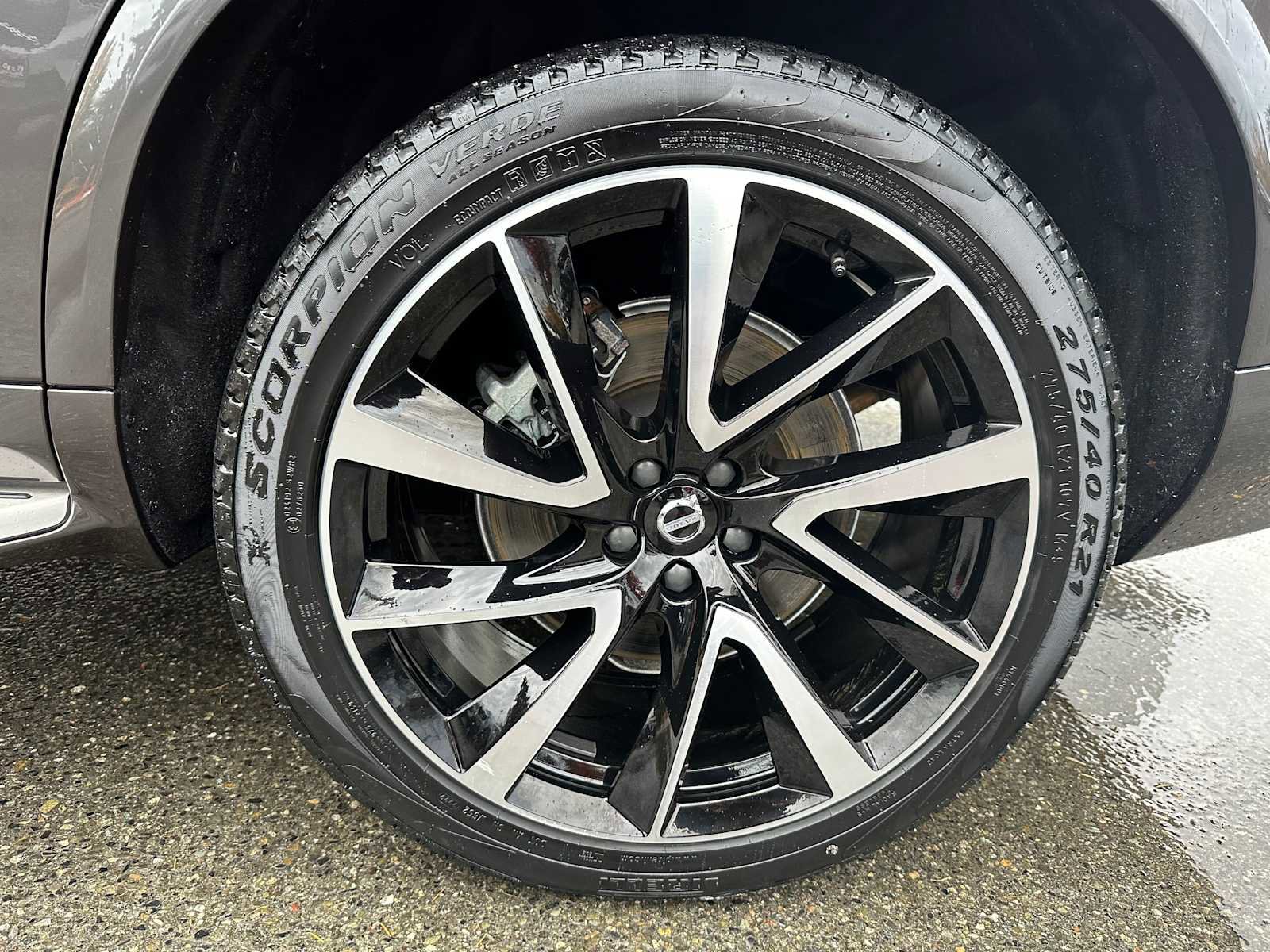 Certified 2023 Volvo XC90 T8 Plus image 17