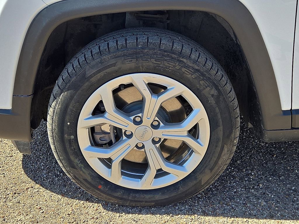 Used 2024 Jeep Compass Sport image 10