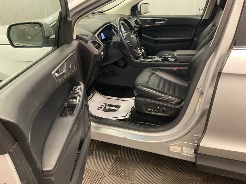 Used 2016 Ford Edge SEL w/ Canadian Touring Package image 7