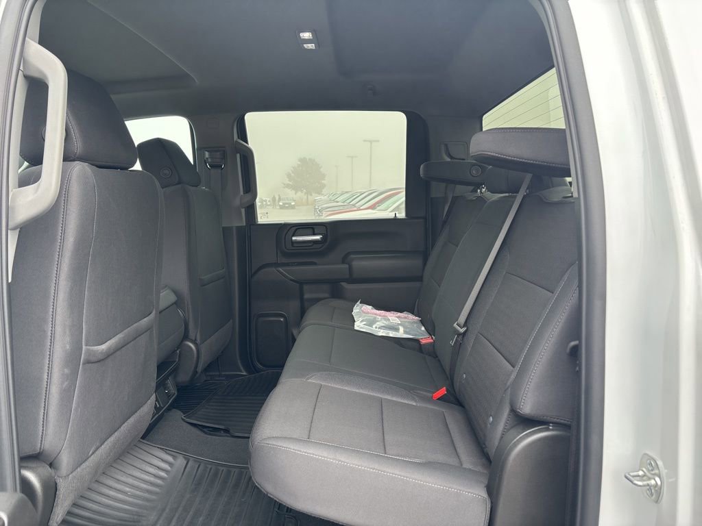 Used 2025 Chevrolet Silverado 2500 Custom w/ Custom Value Package image 34