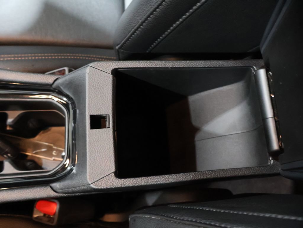 Certified 2024 Jeep Compass Limited image 31