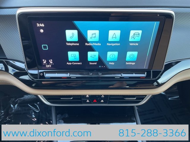 New 2025 Volkswagen Atlas Cross Sport SEL image 12