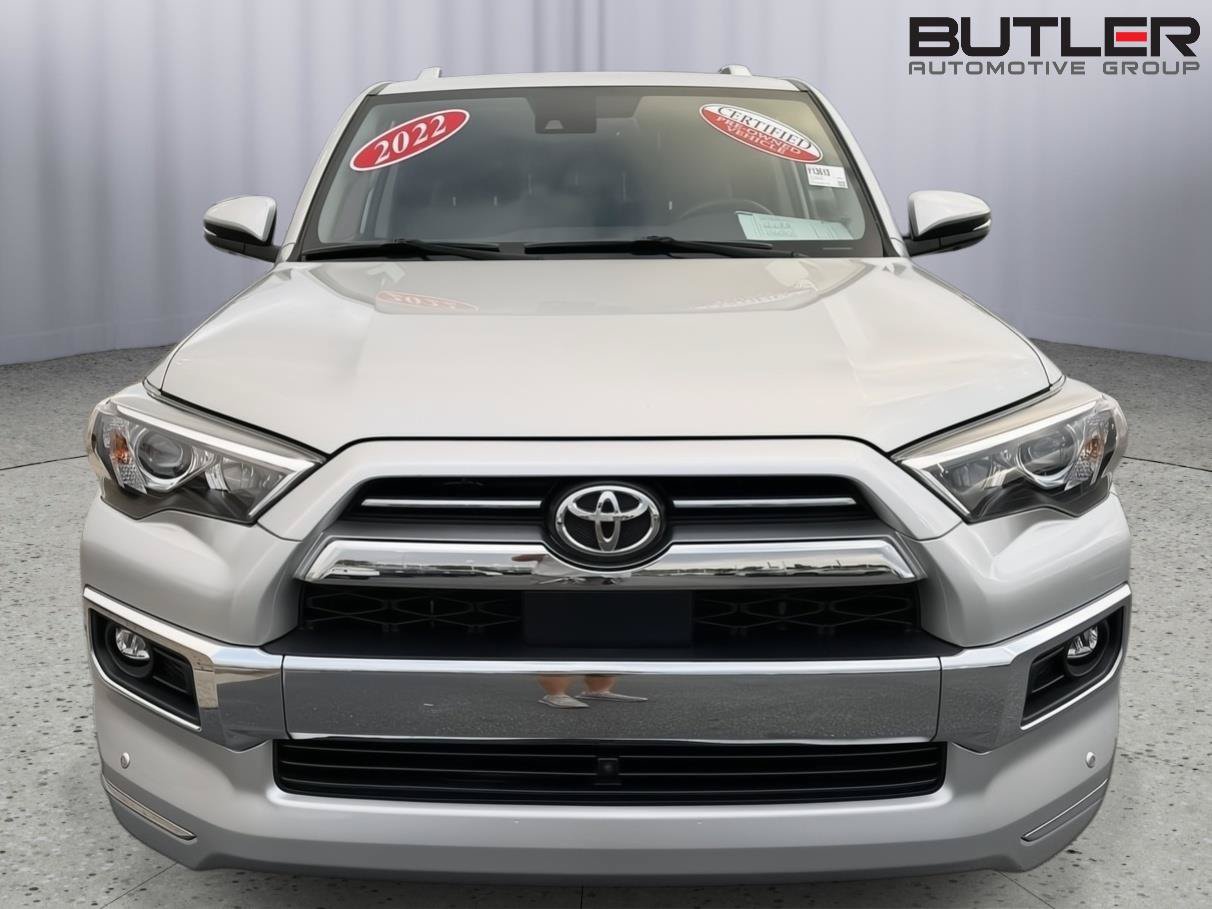 Certified 2022 Toyota 4Runner Limited AWD/4WD image 9