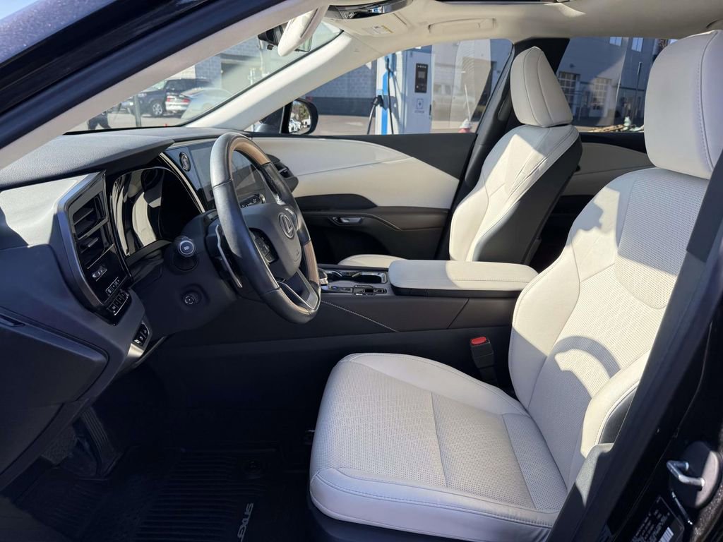 Used 2024 Lexus RX 350 image 13
