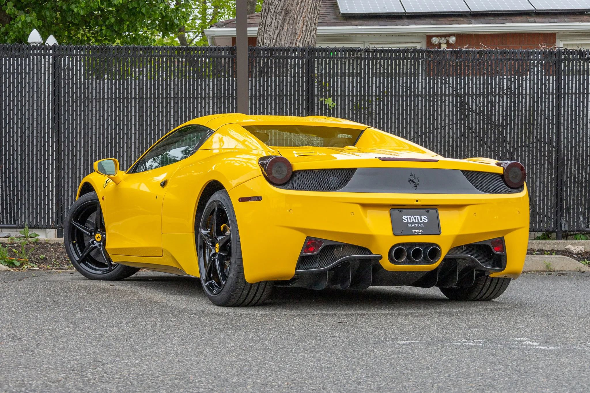 Used 2013 Ferrari 458 Spider RWD image 34
