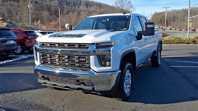 Used 2023 Chevrolet Silverado 2500 LT image 4
