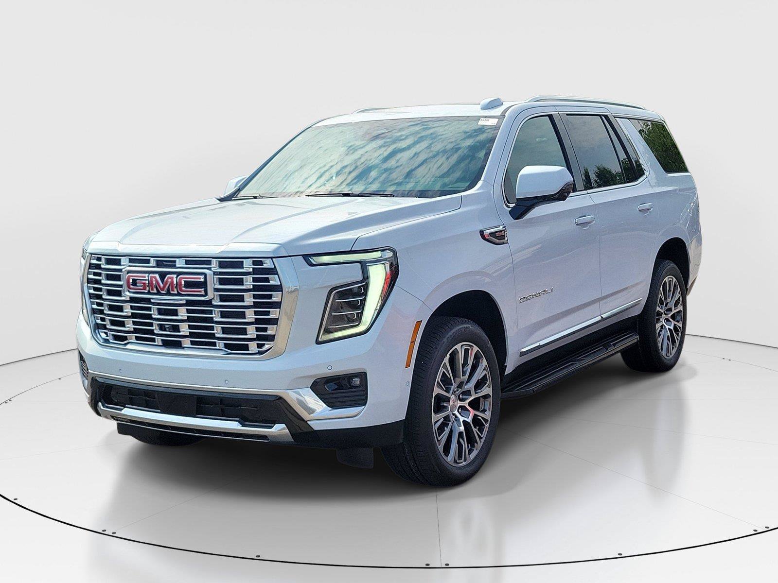 New 2026 GMC Yukon Denali w/ Advanced Technology Package AWD/4WD image 2