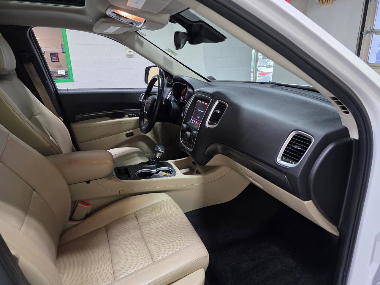 Used 2018 Dodge Durango Citadel w/ Technology Group AWD/4WD image 29