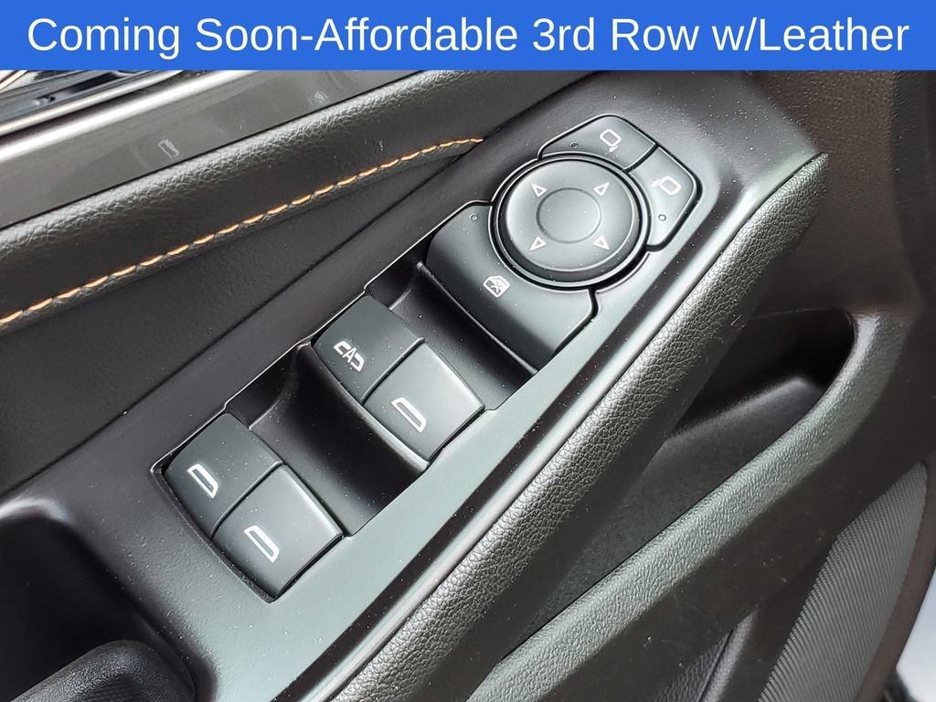 Used 2019 Chevrolet Traverse LT w/ LPO, Blackout Package AWD/4WD image 25