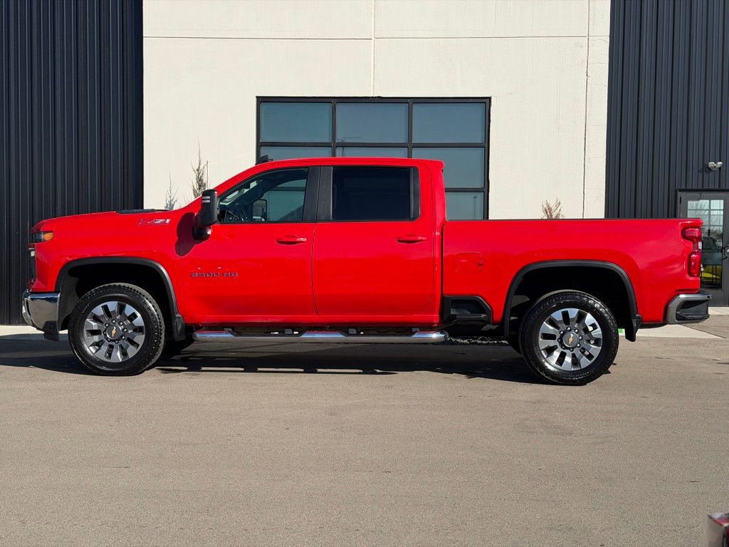 Used 2024 Chevrolet Silverado 2500 LT w/ All Star Edition image 2