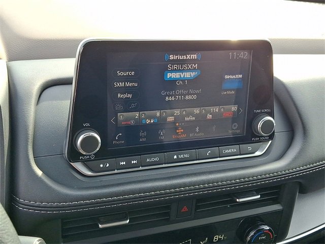 Used 2023 Nissan Rogue SV image 17