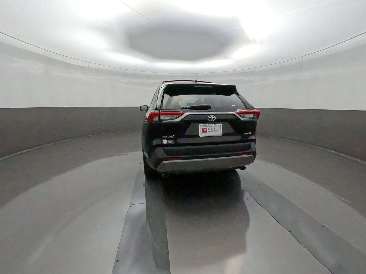 Used 2025 Toyota RAV4 Limited w/ Weather Package FWD image 8