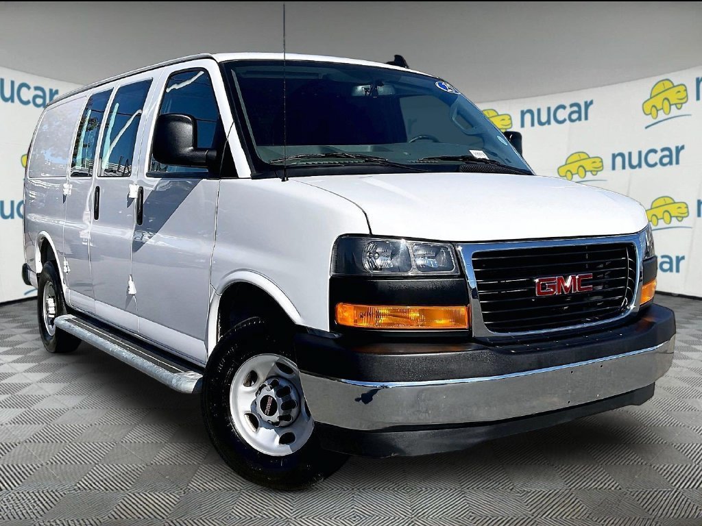 Used 2025 GMC Savana 2500 w/ Driver Convenience Package RWD image 1