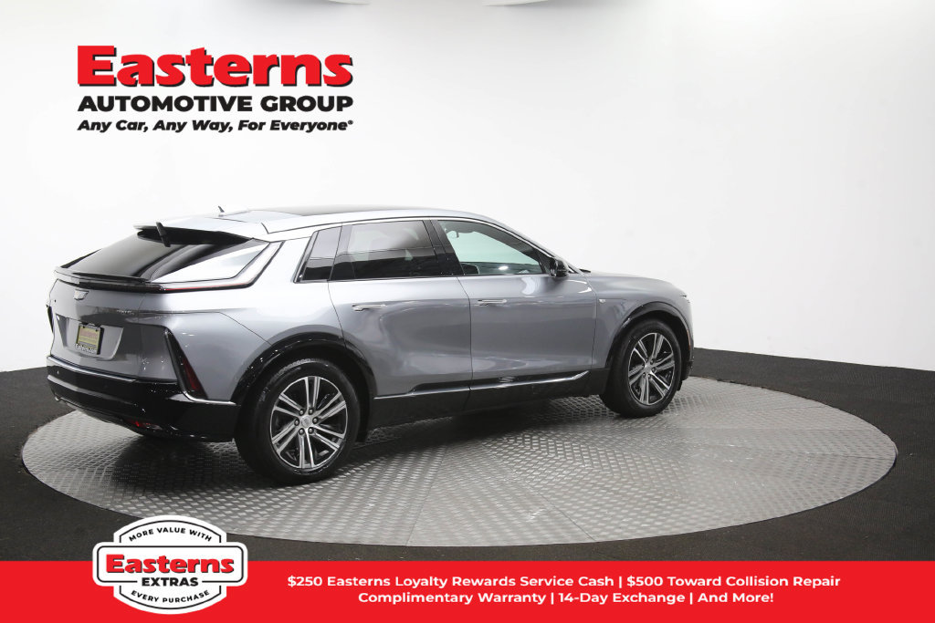 Used 2024 Cadillac Lyriq Luxury AWD/4WD image 48