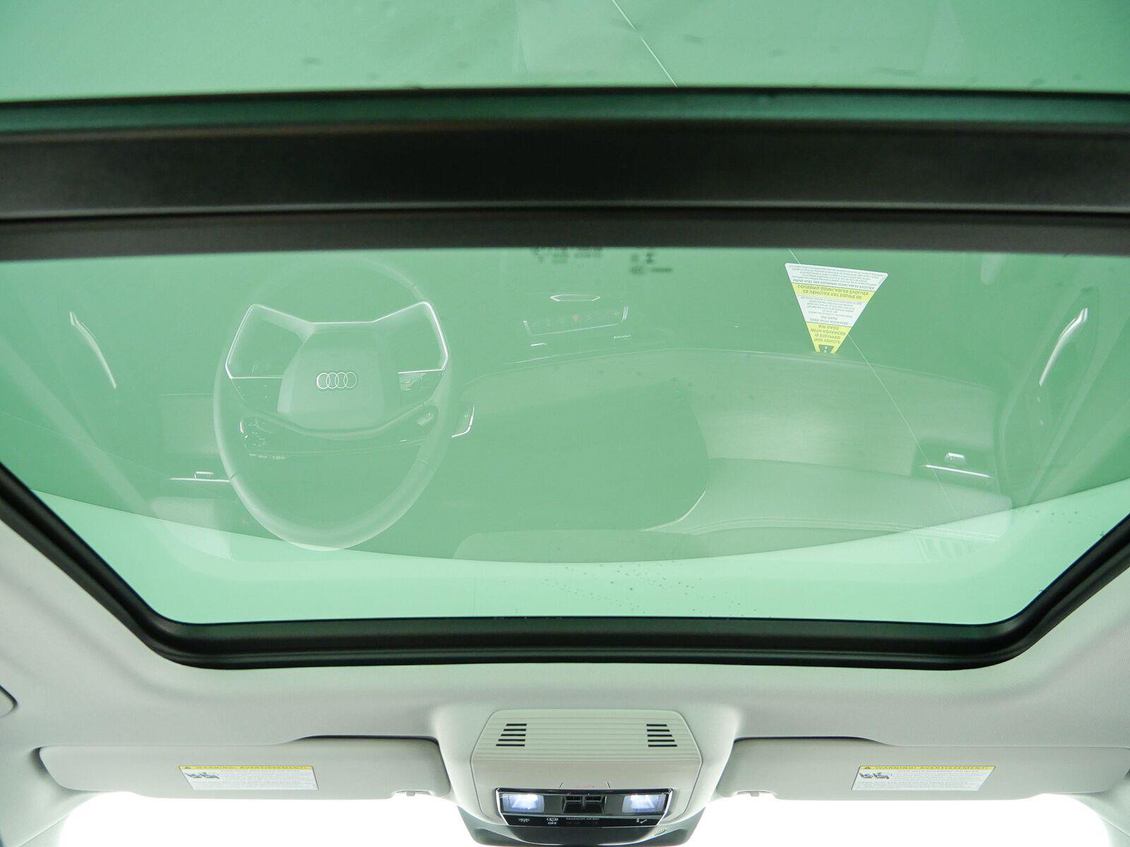 New 2026 Audi Q3 quattro 2.0T AWD/4WD image 22