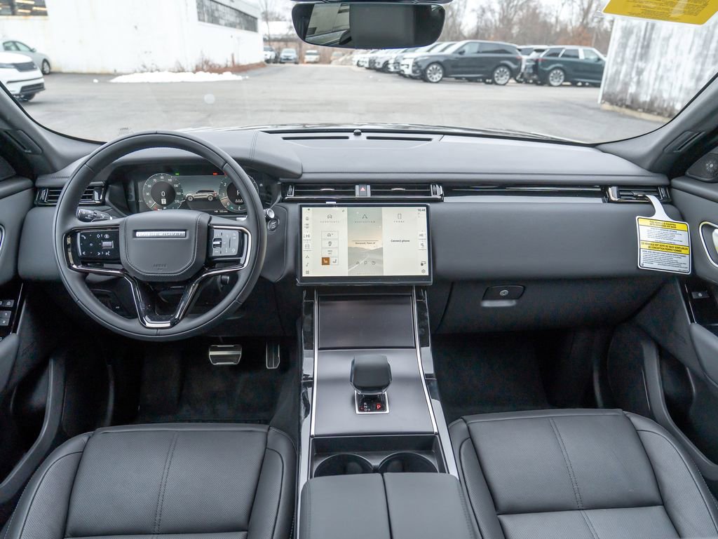 New 2026 Land Rover Range Rover Velar Dynamic SE AWD/4WD image 17