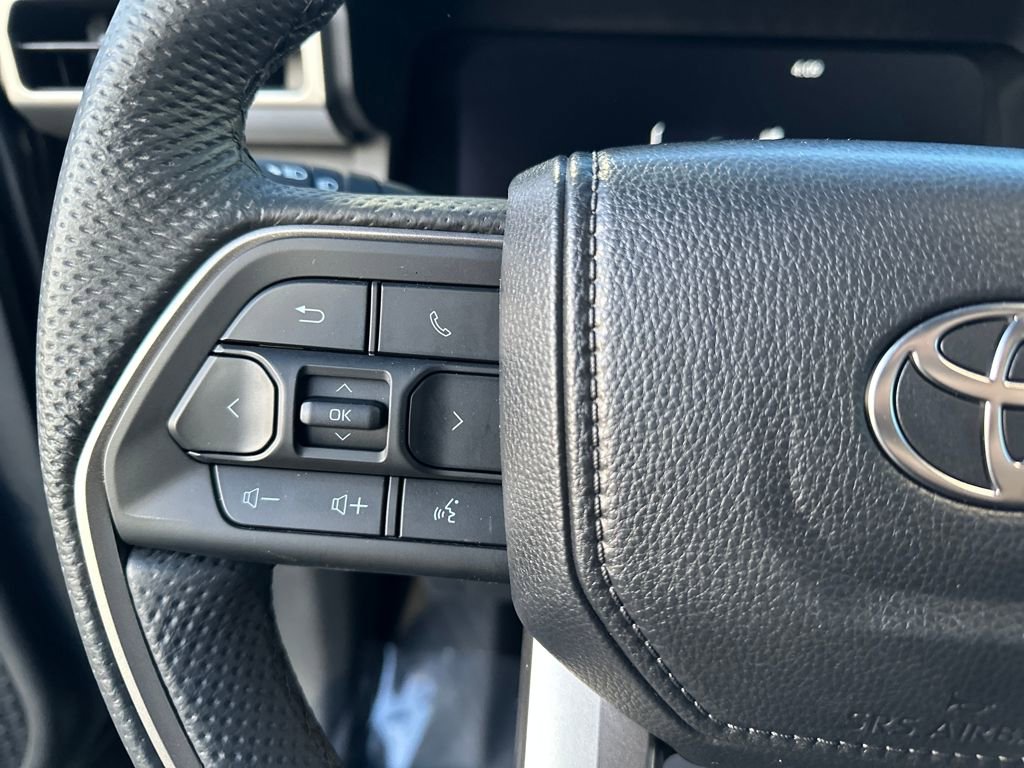 Used 2024 Toyota Tacoma TRD Sport image 19