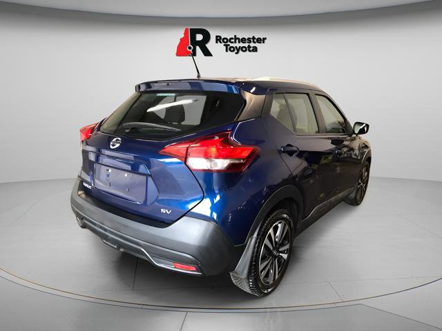Used 2018 Nissan Kicks SV image 3