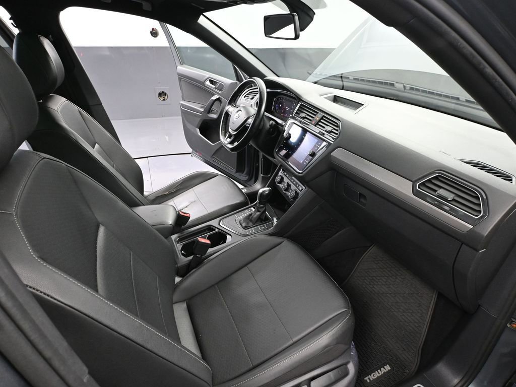 Used 2019 Volkswagen Tiguan SEL Premium R-Line image 49