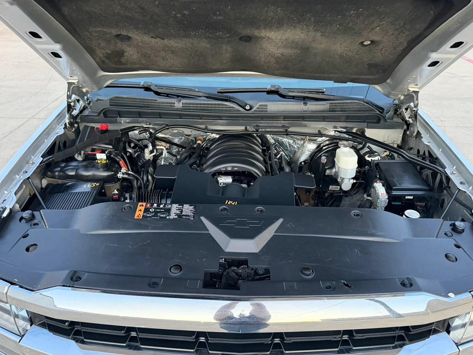 Used 2017 Chevrolet Silverado 1500 LT w/ All Star Edition AWD/4WD image 32