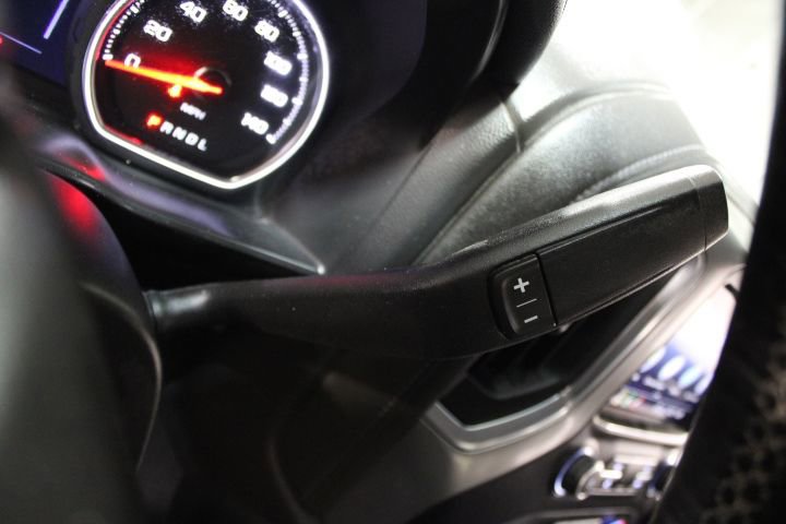 Used 2020 Chevrolet Silverado 2500 LTZ w/ LTZ Premium Package image 39