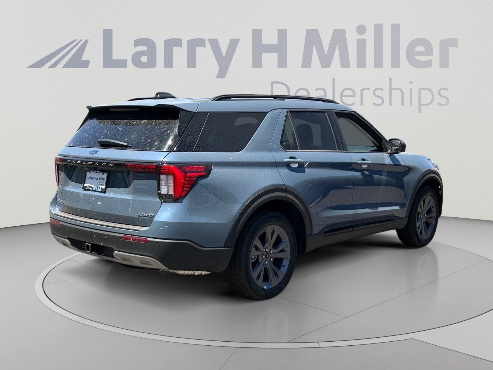 New 2026 Ford Explorer Active w/ Active Comfort Package AWD/4WD image 5