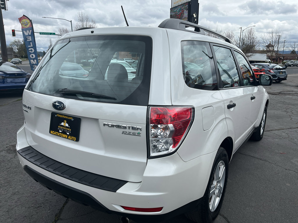Used 2011 Subaru Forester 2.5X AWD/4WD image 8