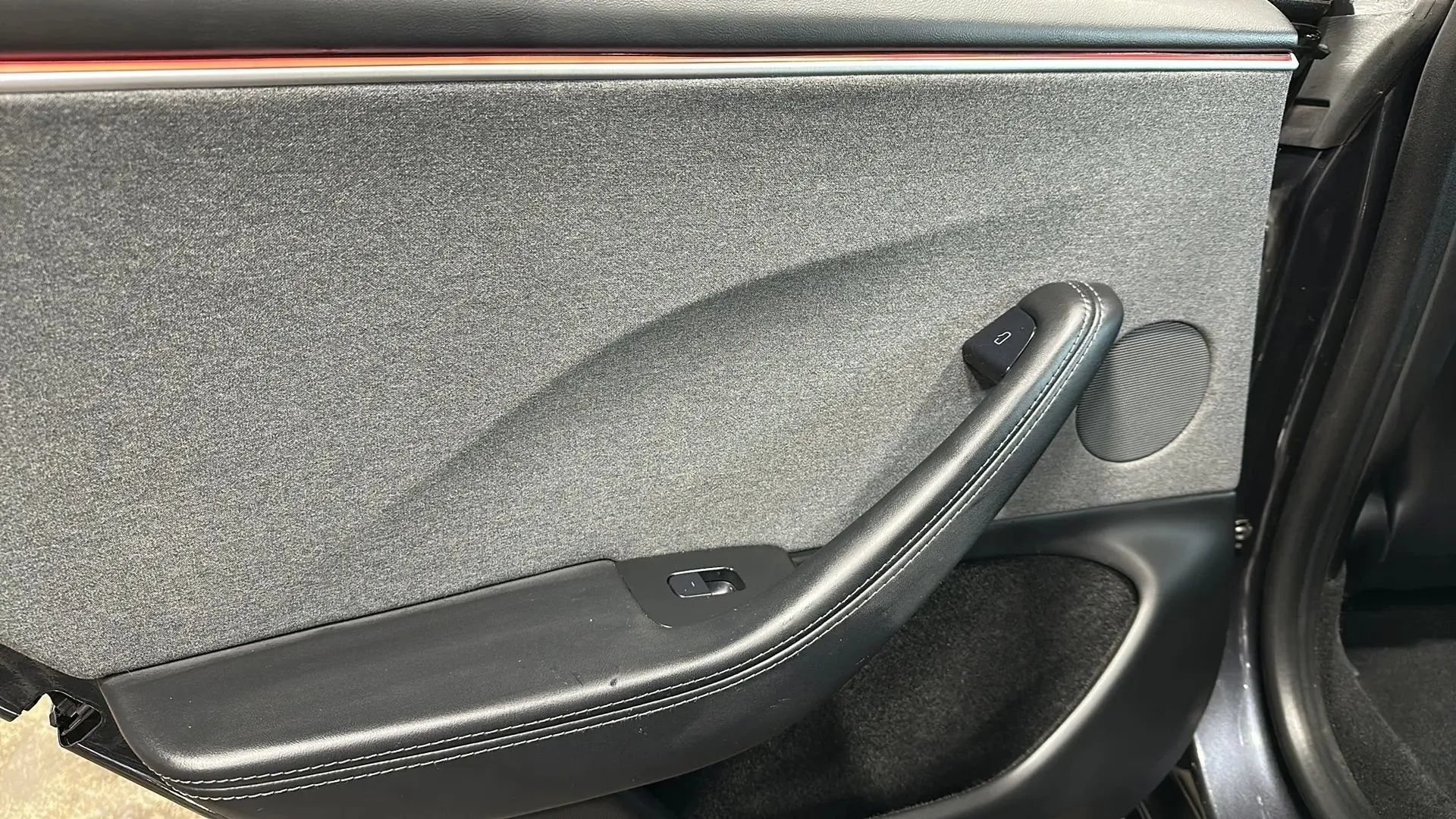 Used 2024 Tesla Model 3 Standard Range RWD image 12