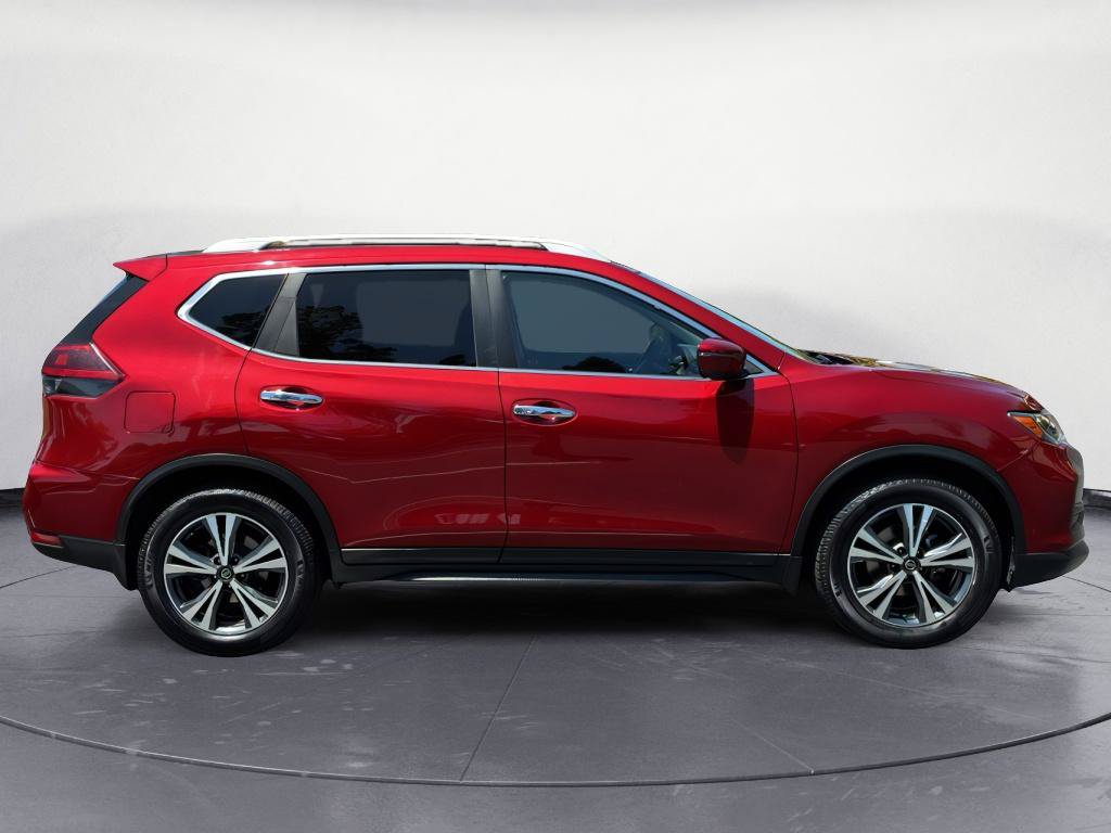 Used 2019 Nissan Rogue SV w/ Premium Package FWD image 8
