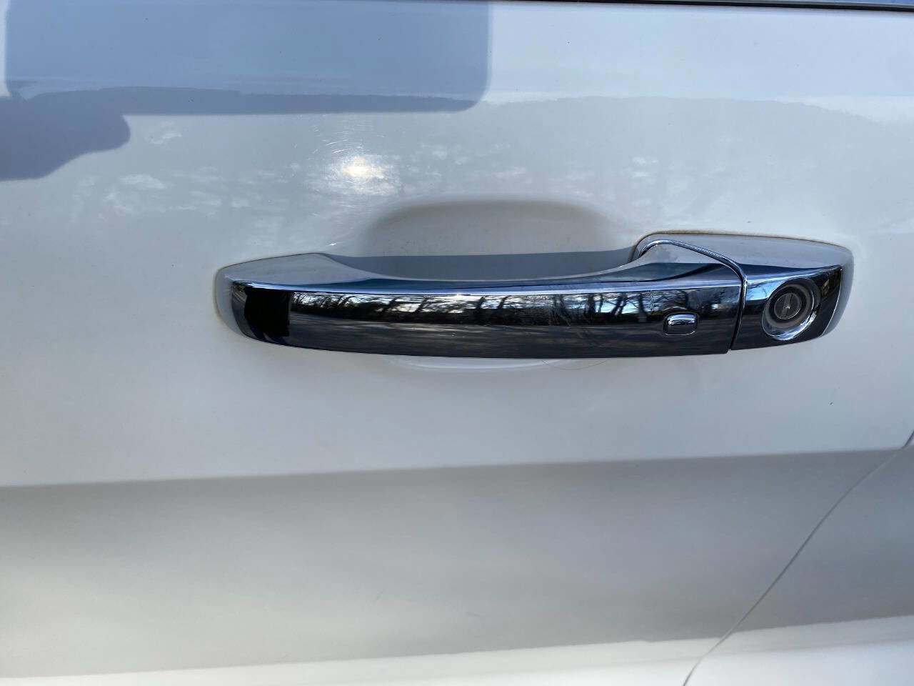 Used 2017 Jeep Grand Cherokee Overland image 12