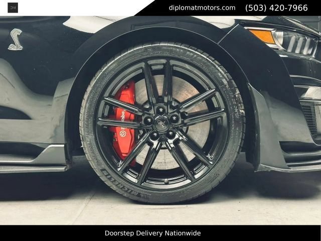 Used 2022 Ford Mustang Shelby GT500 w/ Technology Package RWD image 40